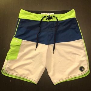Billabong Platinum Board Shorts - Size 30